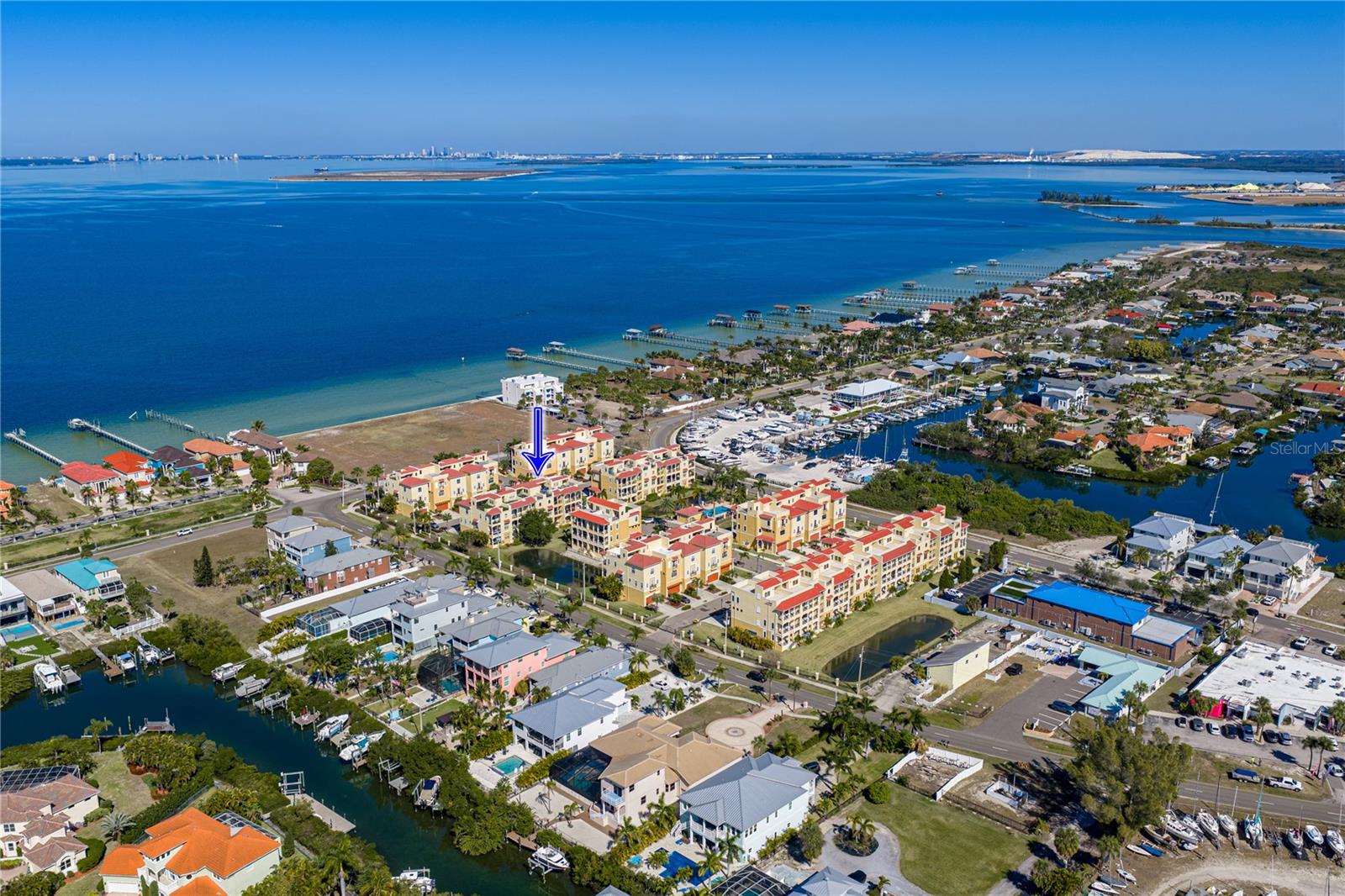 BRISA DEL MAR TWNHMS - Residential