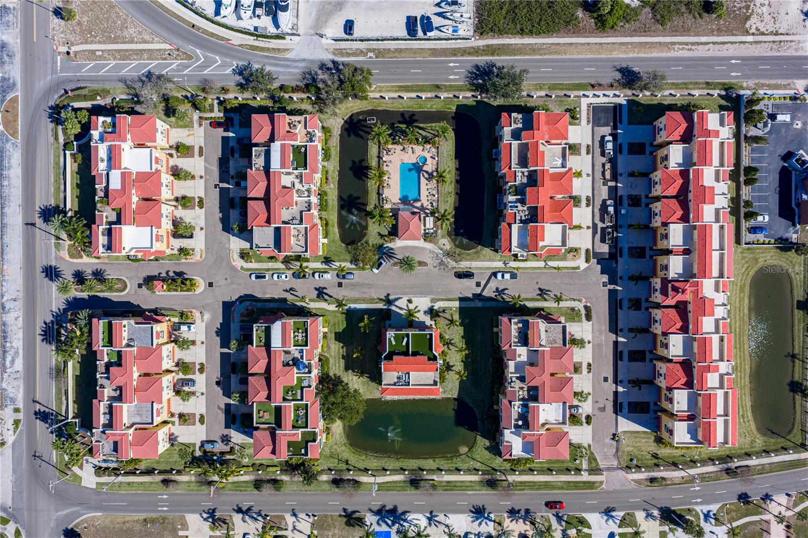 BRISA DEL MAR TWNHMS - Residential