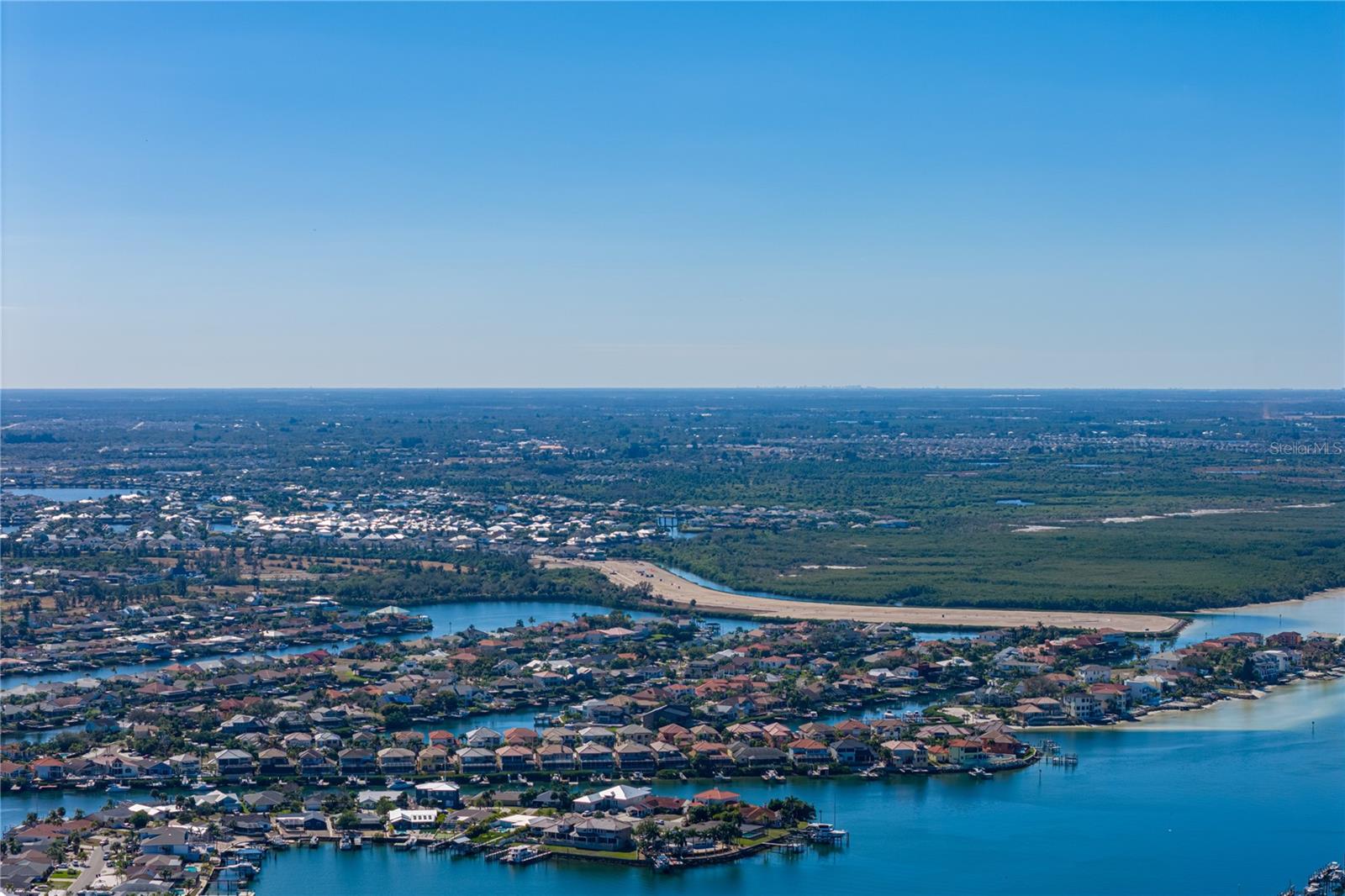 BRISA DEL MAR TWNHMS - Residential