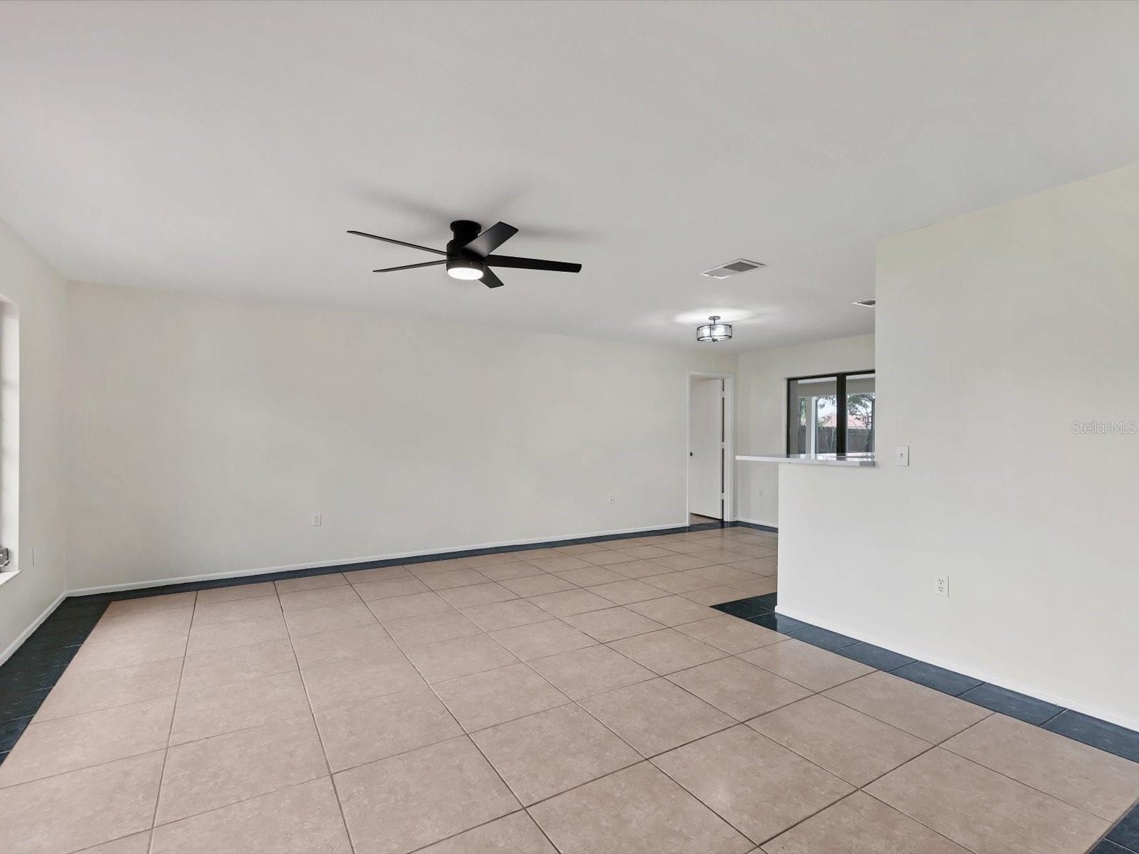 2102 COUNTRY MEADOWS PLACE