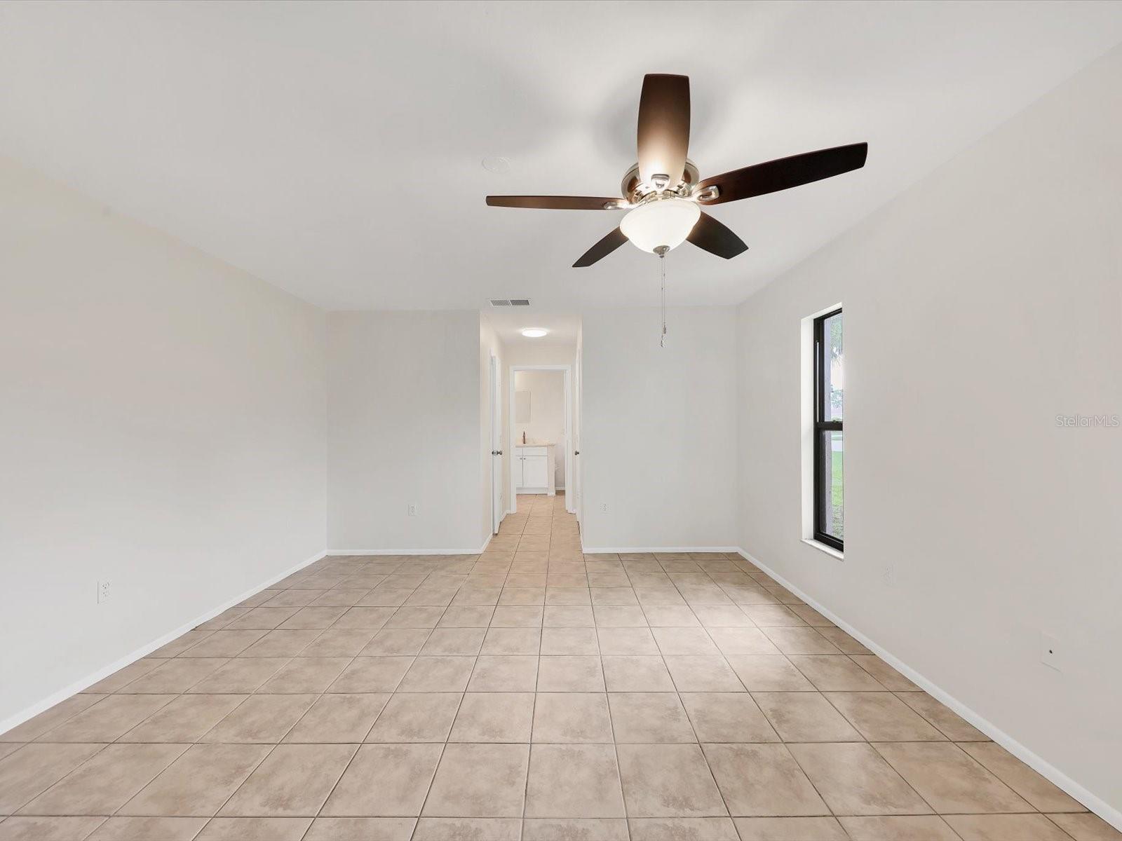 COUNTRY MEADOWS - Residential