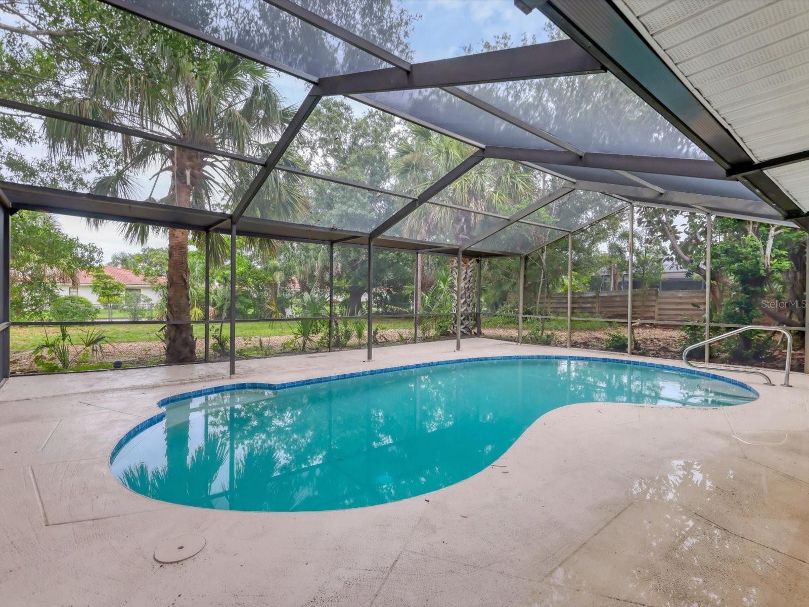 2102 COUNTRY MEADOWS PLACE
