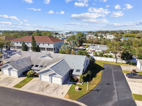 A home in PALM HARBOR