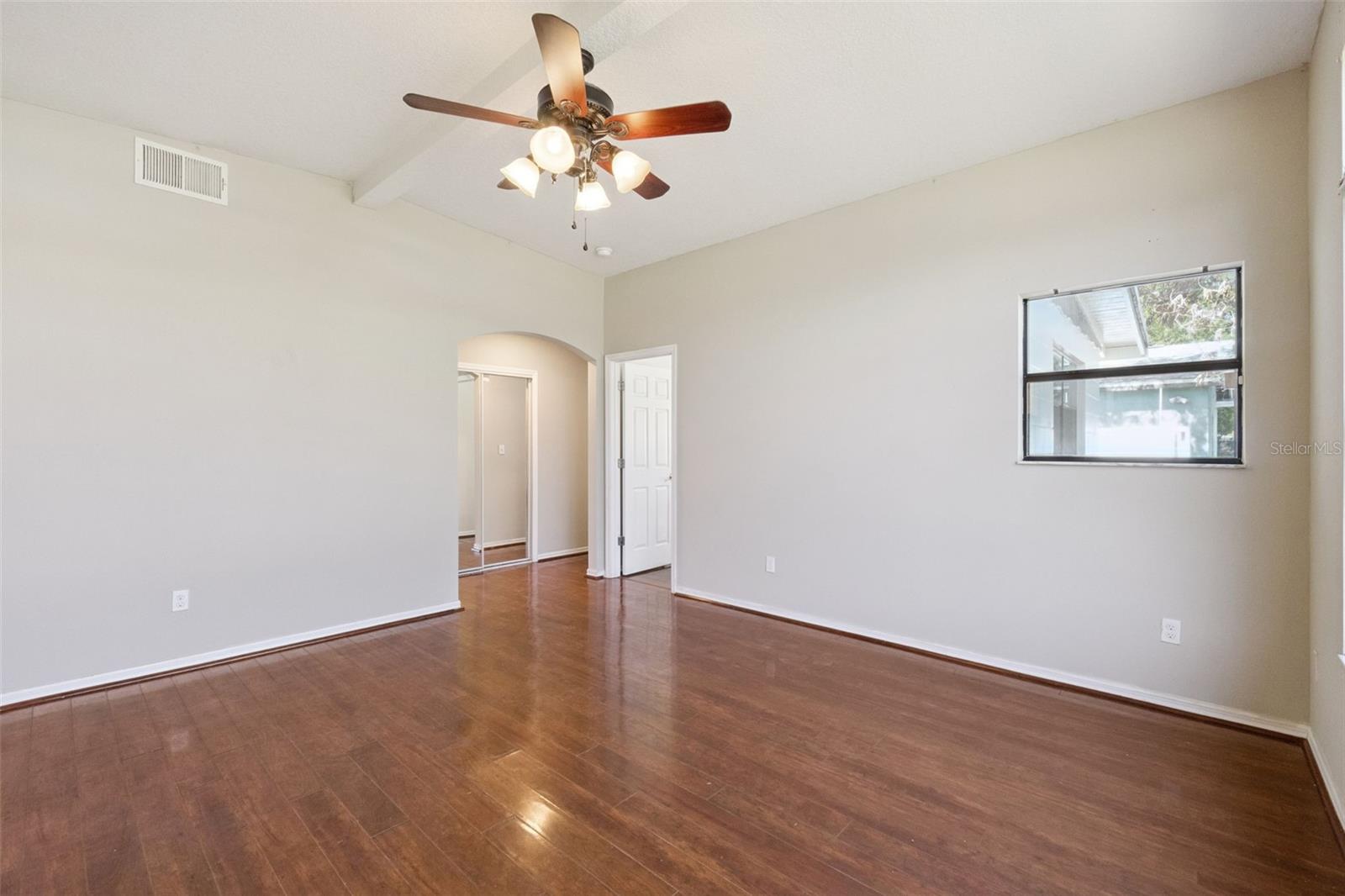 ENGELWOOD PARK - Residential