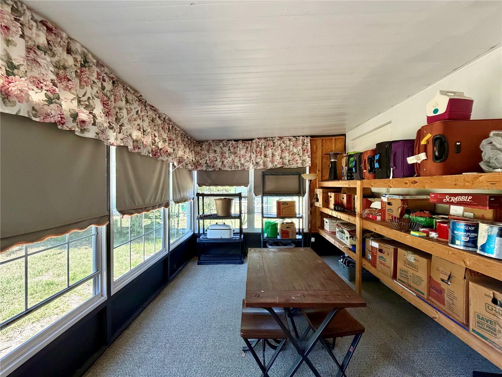 BEVERLY HILLS UNIT 02 - Residential