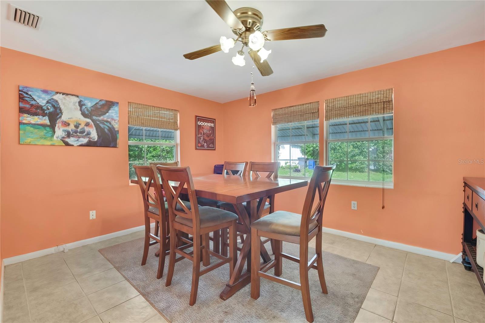 BEVERLY HILLS UNIT 02 - Residential