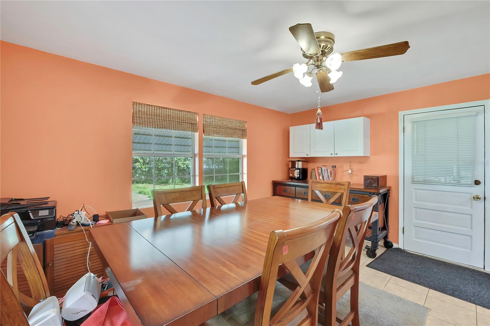 BEVERLY HILLS UNIT 02 - Residential