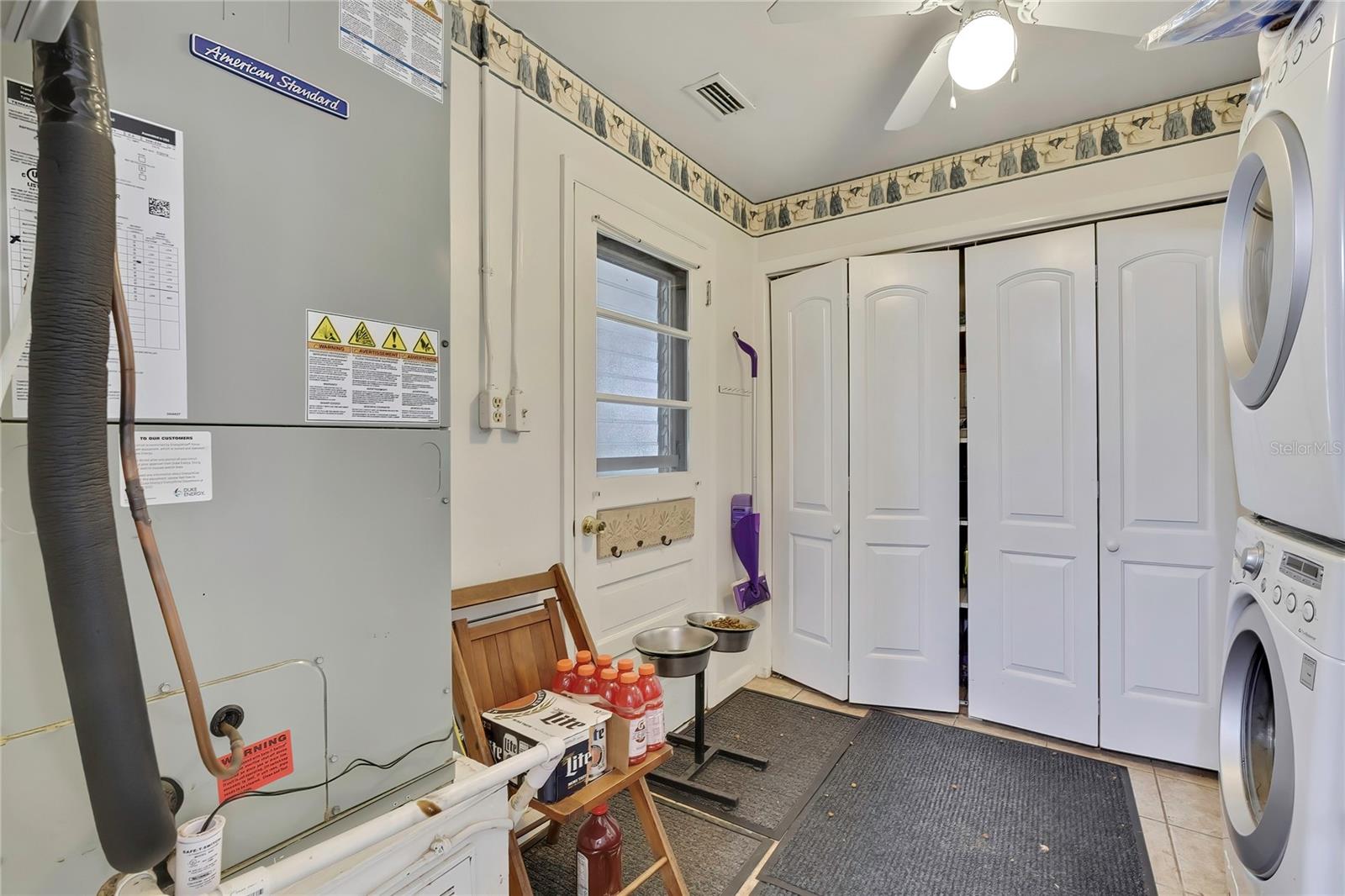 BEVERLY HILLS UNIT 02 - Residential