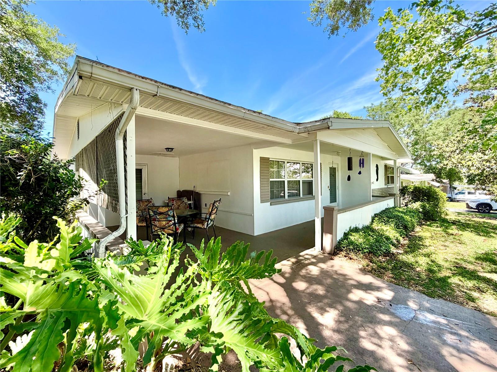 BEVERLY HILLS UNIT 02 - Residential