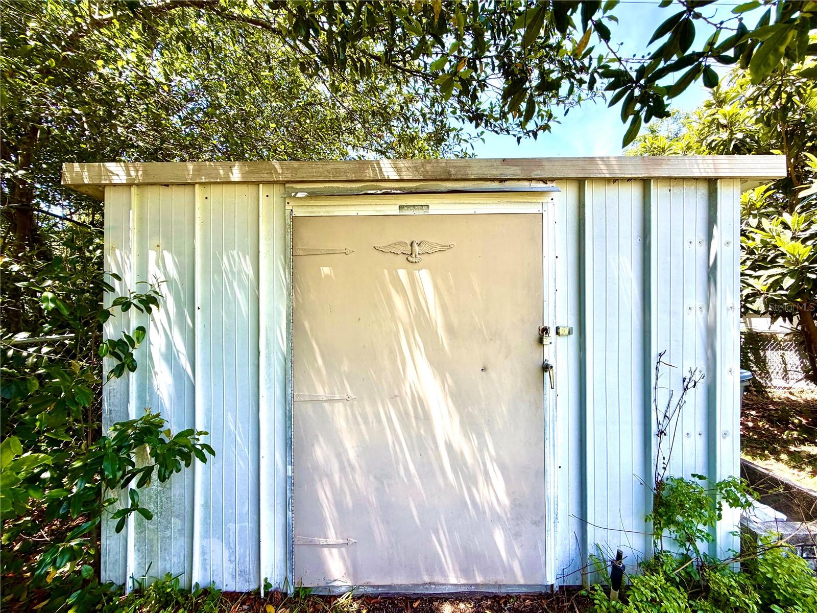 BEVERLY HILLS UNIT 02 - Residential