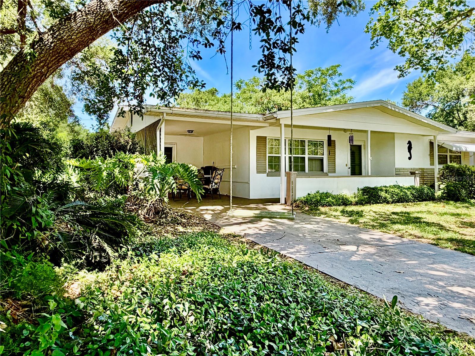 BEVERLY HILLS UNIT 02 - Residential