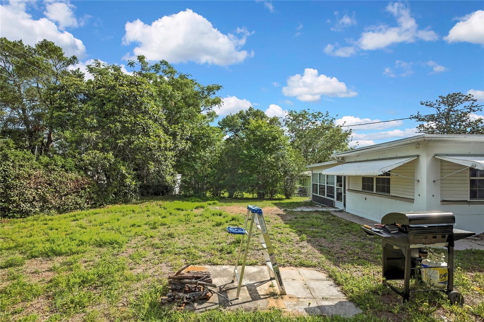 BEVERLY HILLS UNIT 02 - Residential