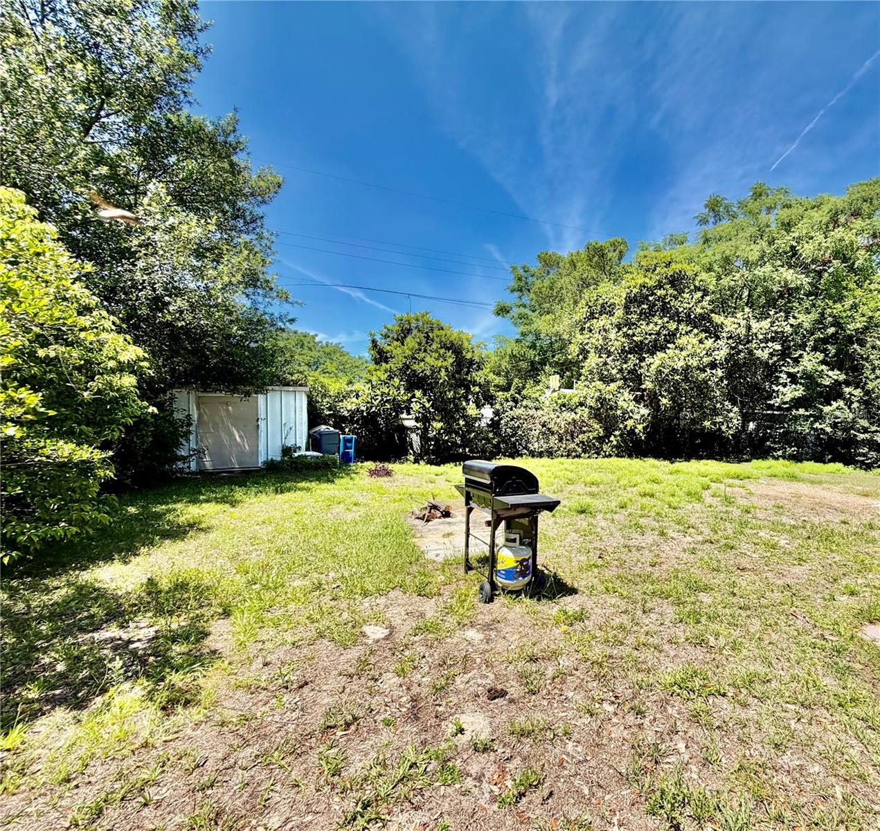 BEVERLY HILLS UNIT 02 - Residential