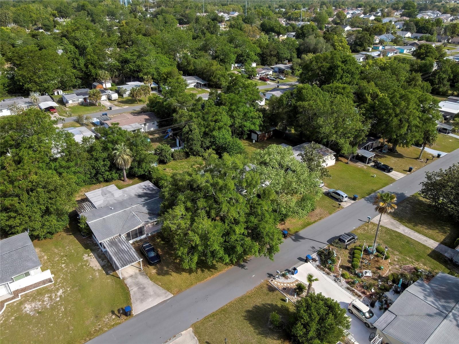 BEVERLY HILLS UNIT 02 - Residential