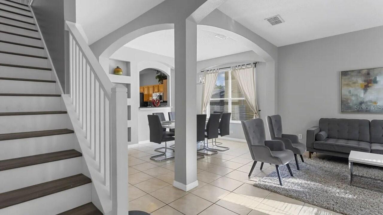 8503 LA ISLA DRIVE