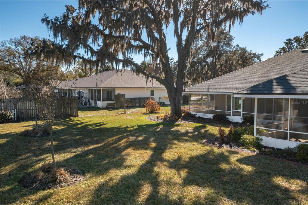 Photo of 4504 Riviera Drive, Winter Haven, FL 33884 (MLS # P4937990)