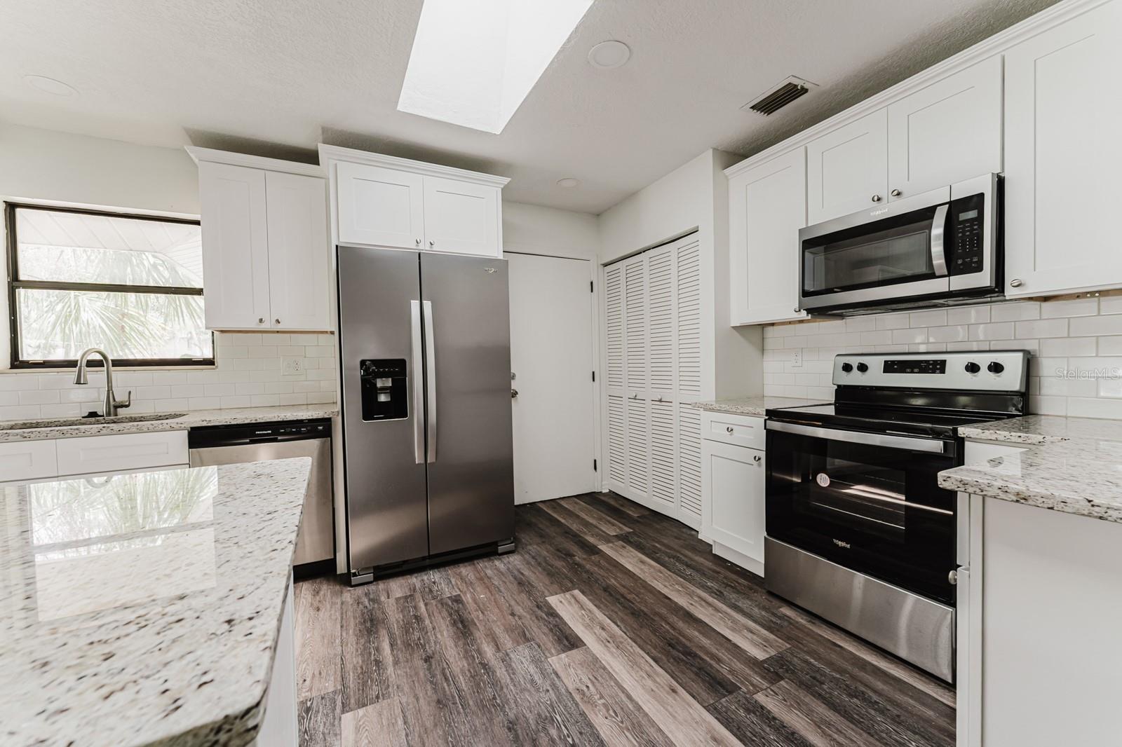 HARBOR OAKS UNIT 01 - Residential