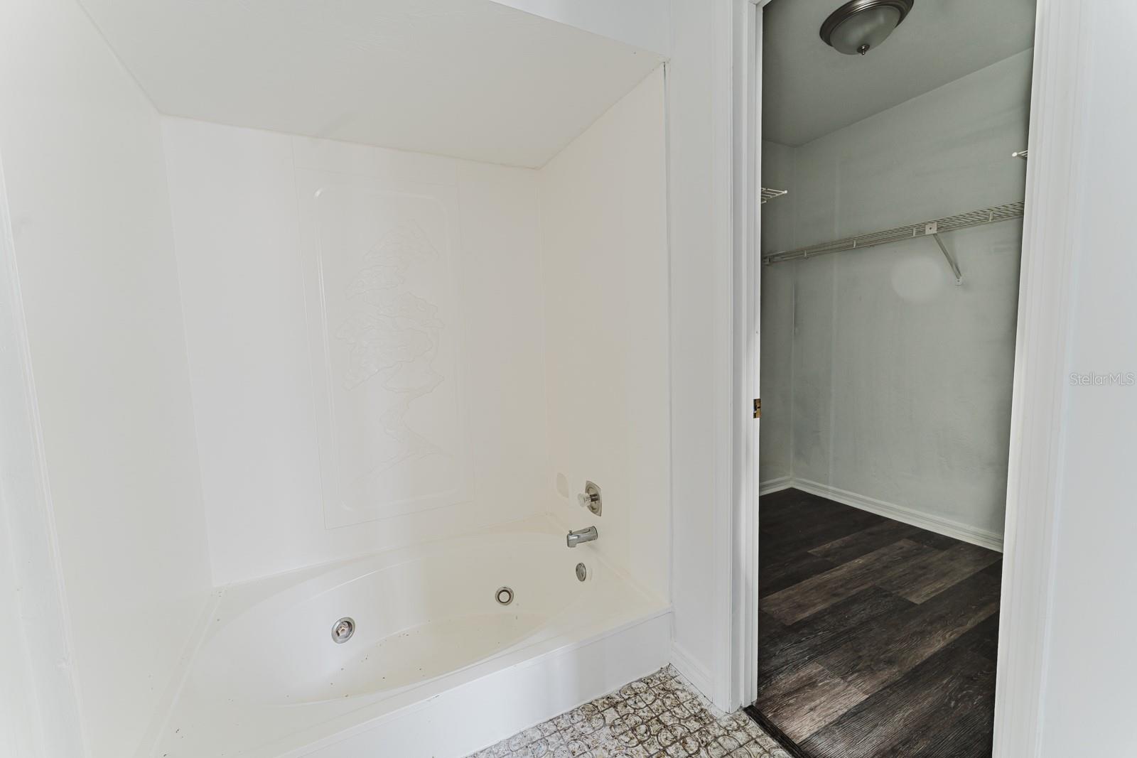 HARBOR OAKS UNIT 01 - Residential