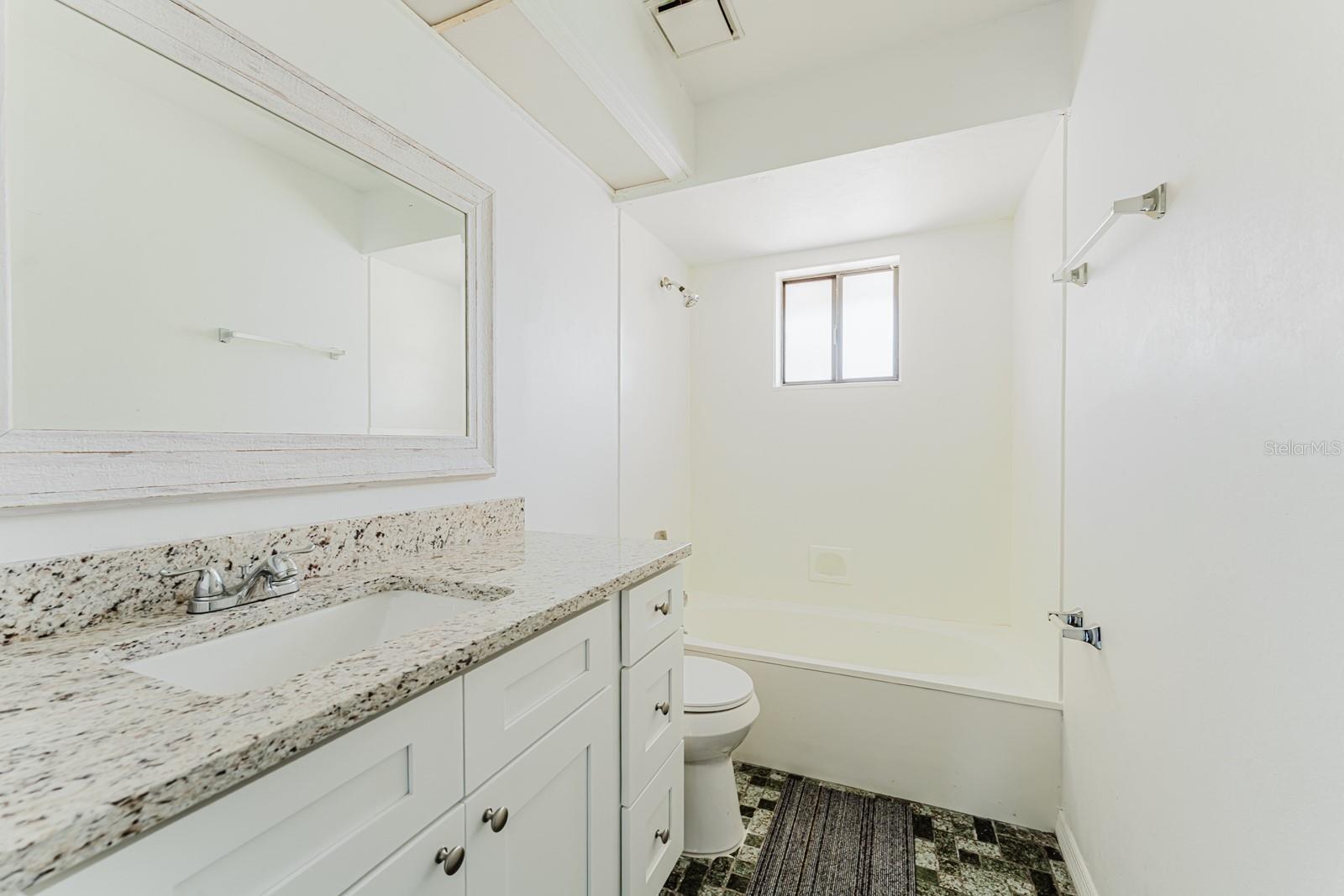 HARBOR OAKS UNIT 01 - Residential