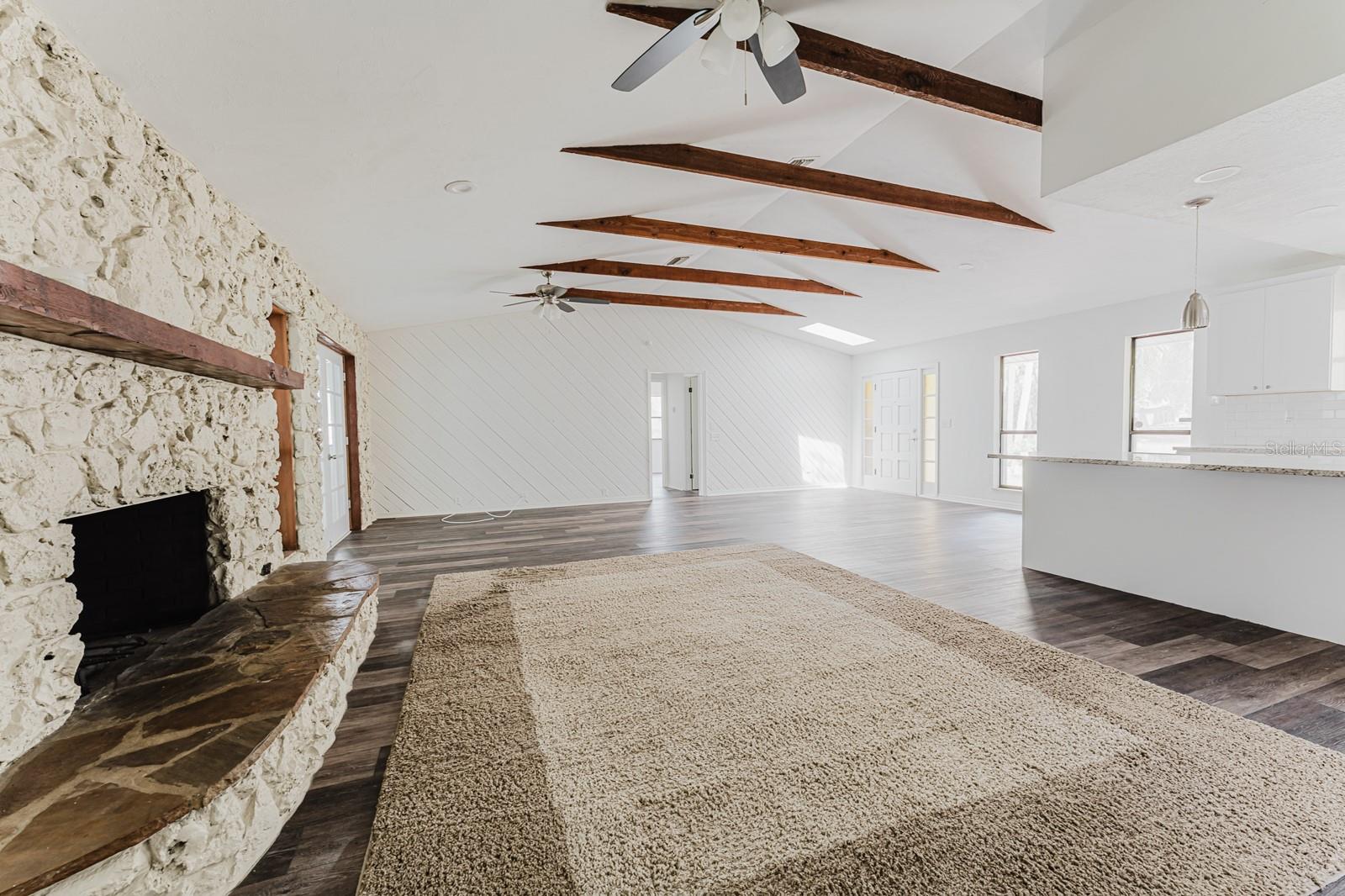 HARBOR OAKS UNIT 01 - Residential