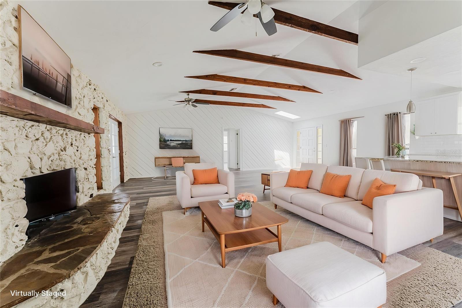 HARBOR OAKS UNIT 01 - Residential