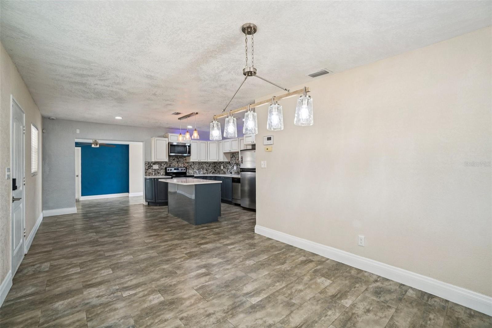 APOLLO BEACH UNIT ONE PT ONE - Residential