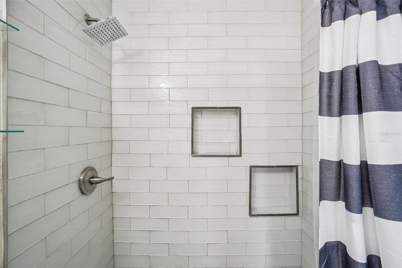 APOLLO BEACH UNIT ONE PT ONE - Residential