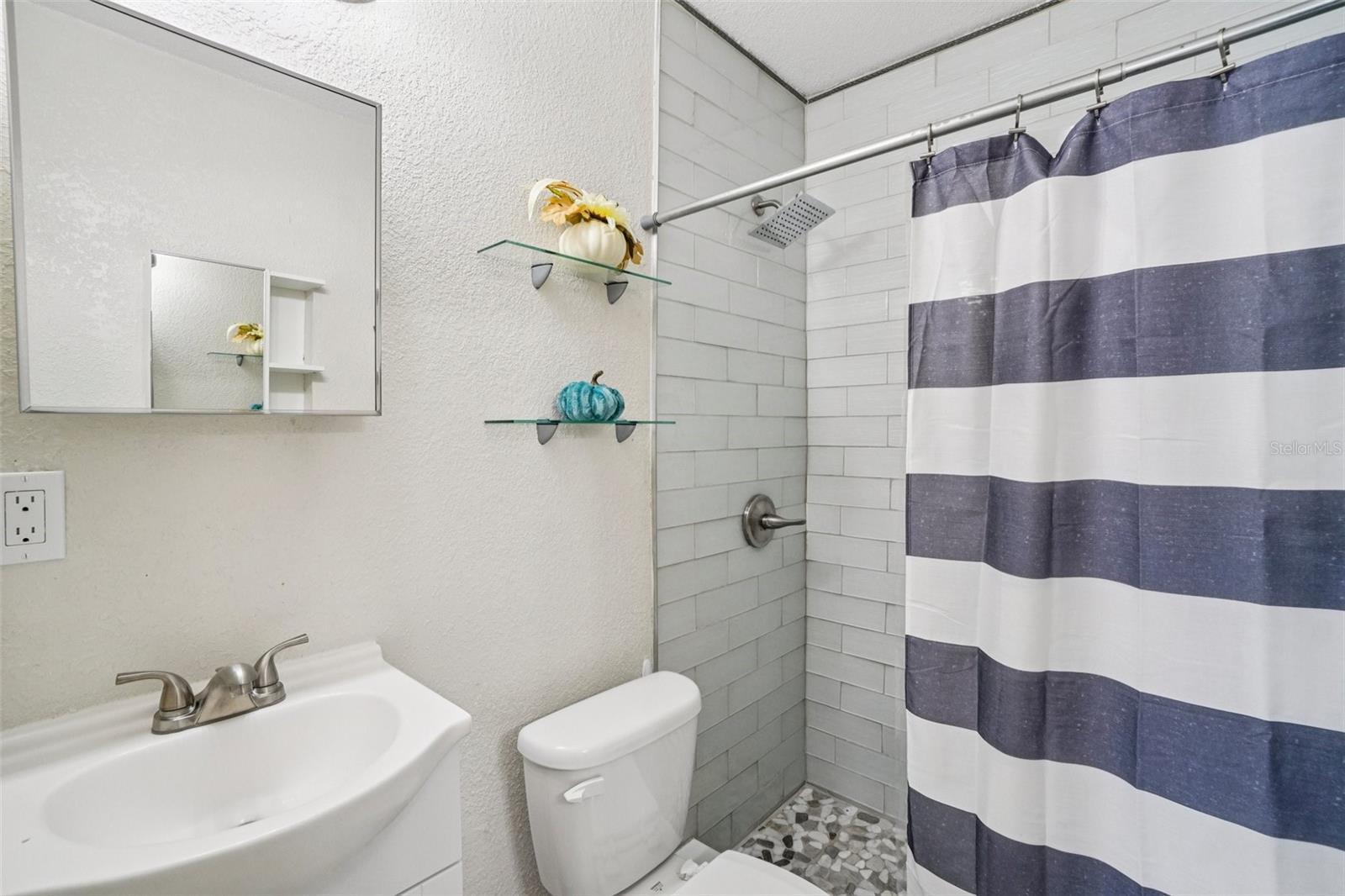 APOLLO BEACH UNIT ONE PT ONE - Residential