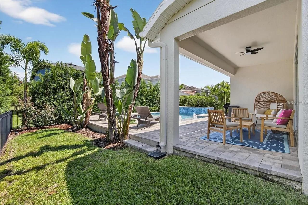 FISHHAWK RANCH WEST PH 1B/1C - Residential Lease