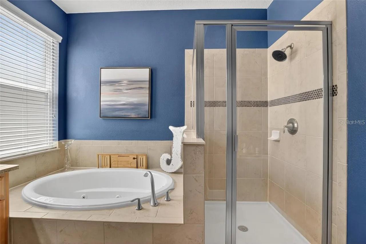 FISHHAWK RANCH WEST PH 1B/1C - Residential Lease