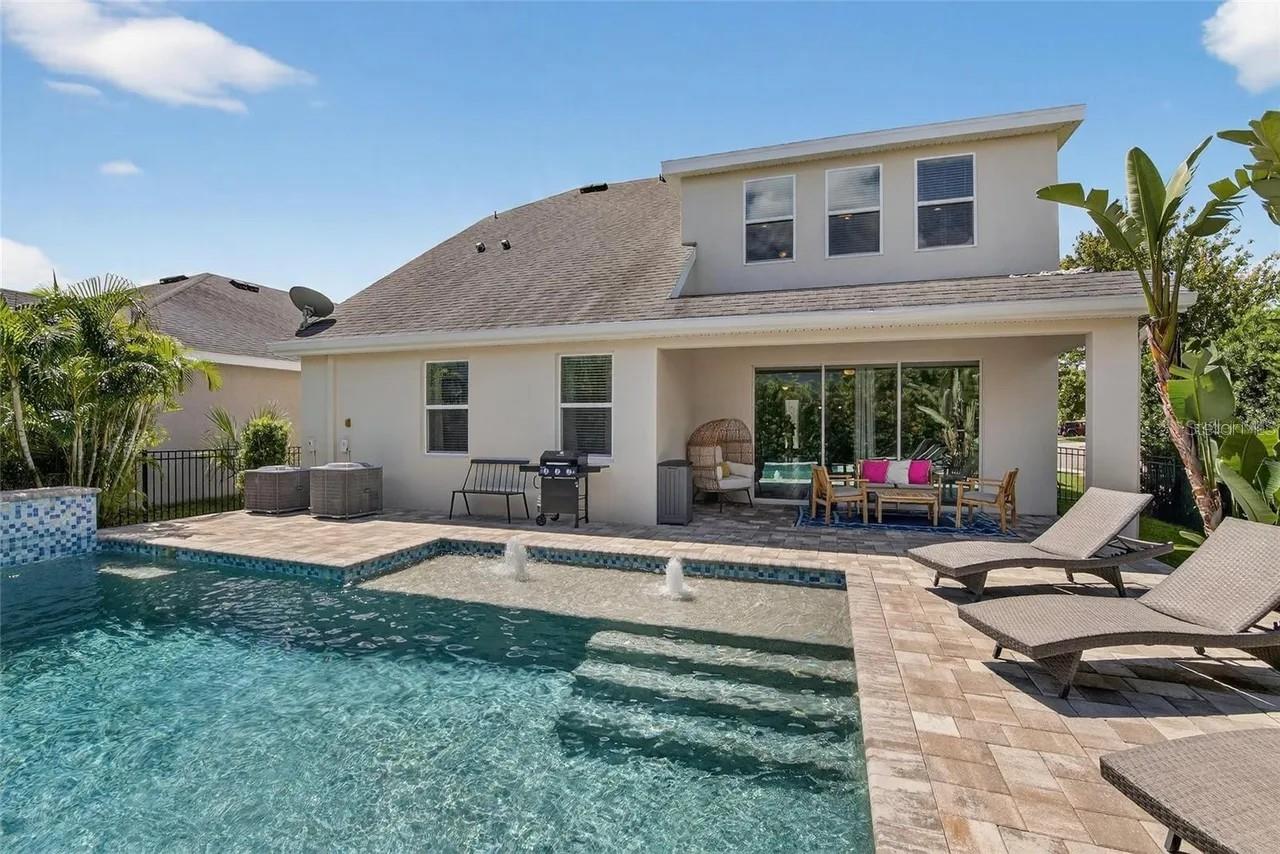 FISHHAWK RANCH WEST PH 1B/1C - Residential Lease