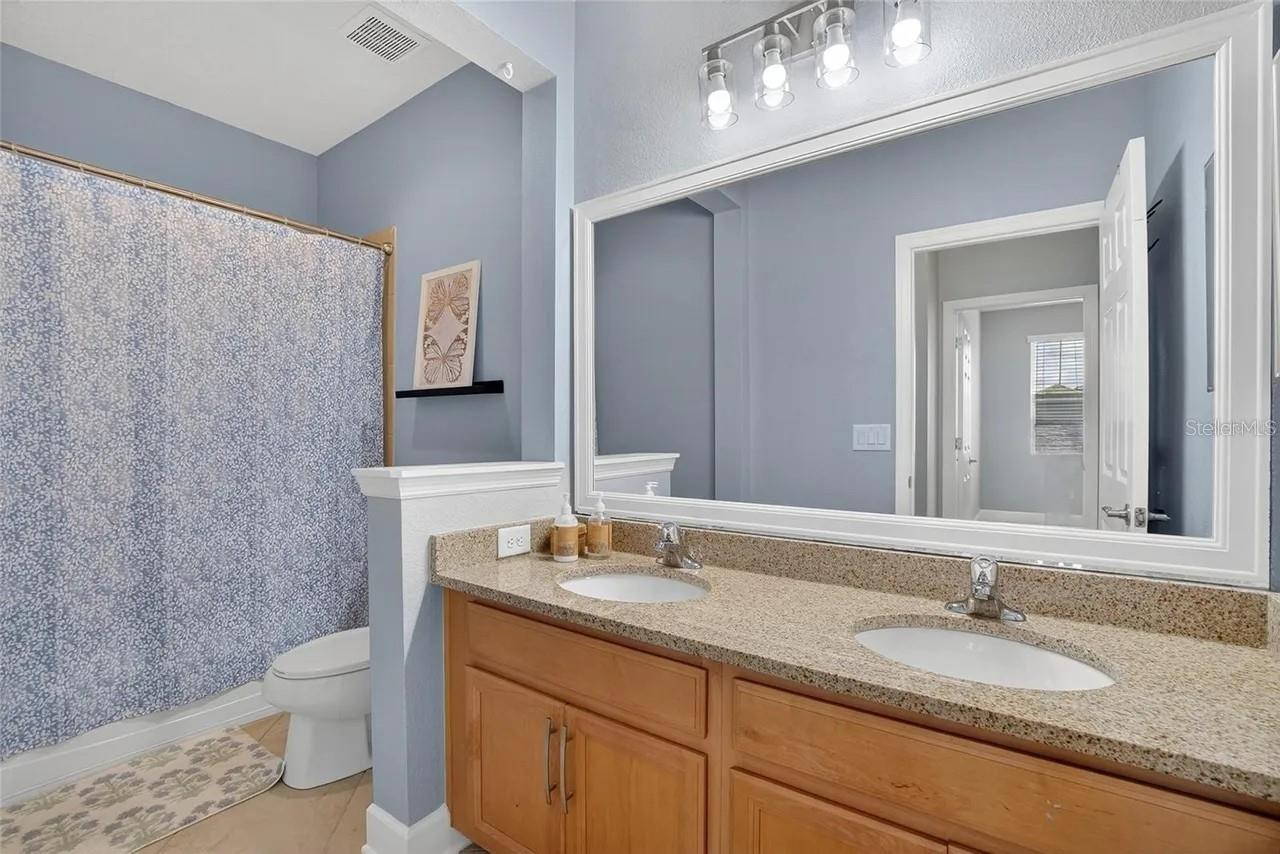 FISHHAWK RANCH WEST PH 1B/1C - Residential Lease