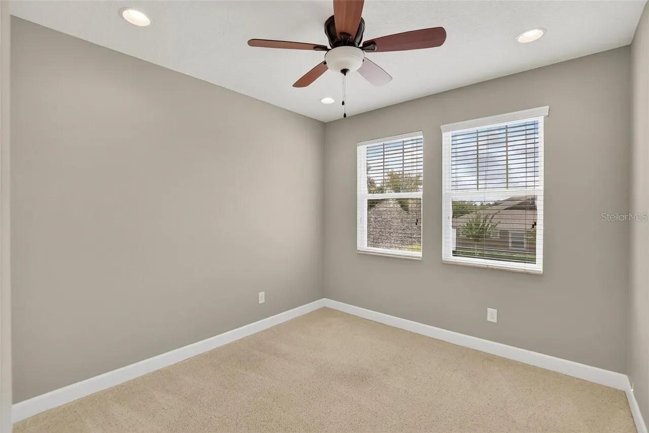 FISHHAWK RANCH WEST PH 1B/1C - Residential Lease