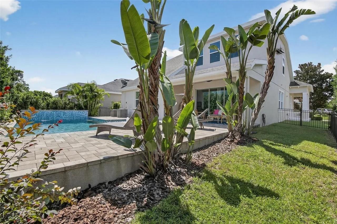 FISHHAWK RANCH WEST PH 1B/1C - Residential Lease