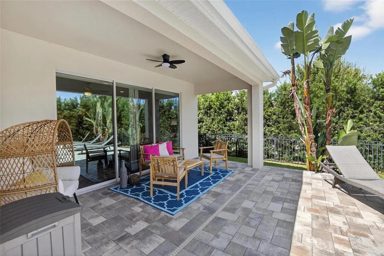 FISHHAWK RANCH WEST PH 1B/1C - Residential Lease