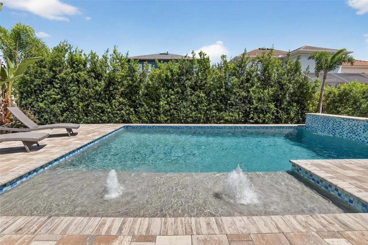 FISHHAWK RANCH WEST PH 1B/1C - Residential Lease