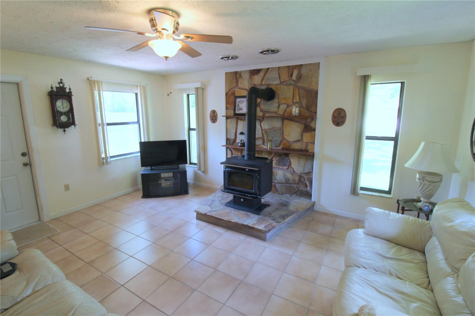 GREEN TURF ACRES - Residential