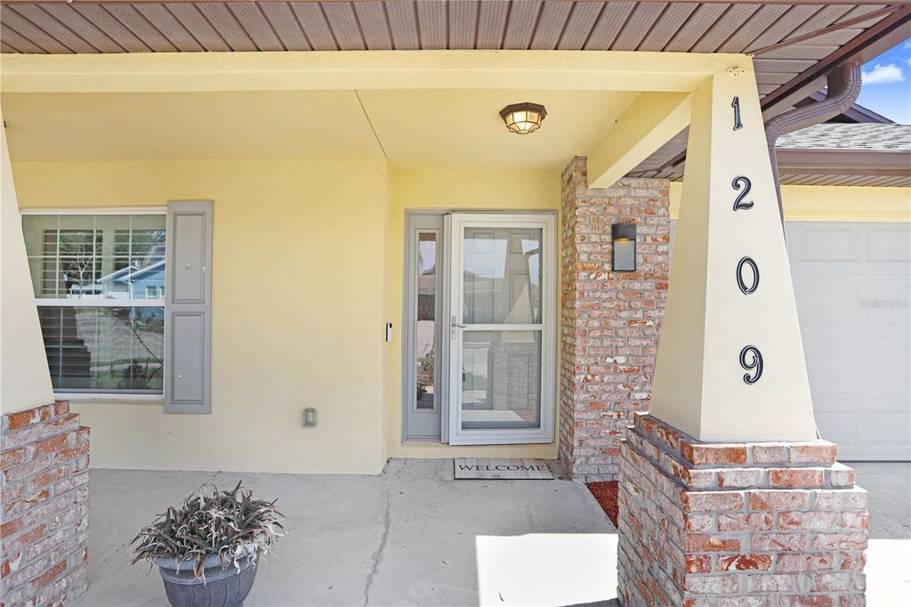 Photo of 1209 Spotted Lilac Lane, Plant City, FL 33563 (MLS # TB8505758)