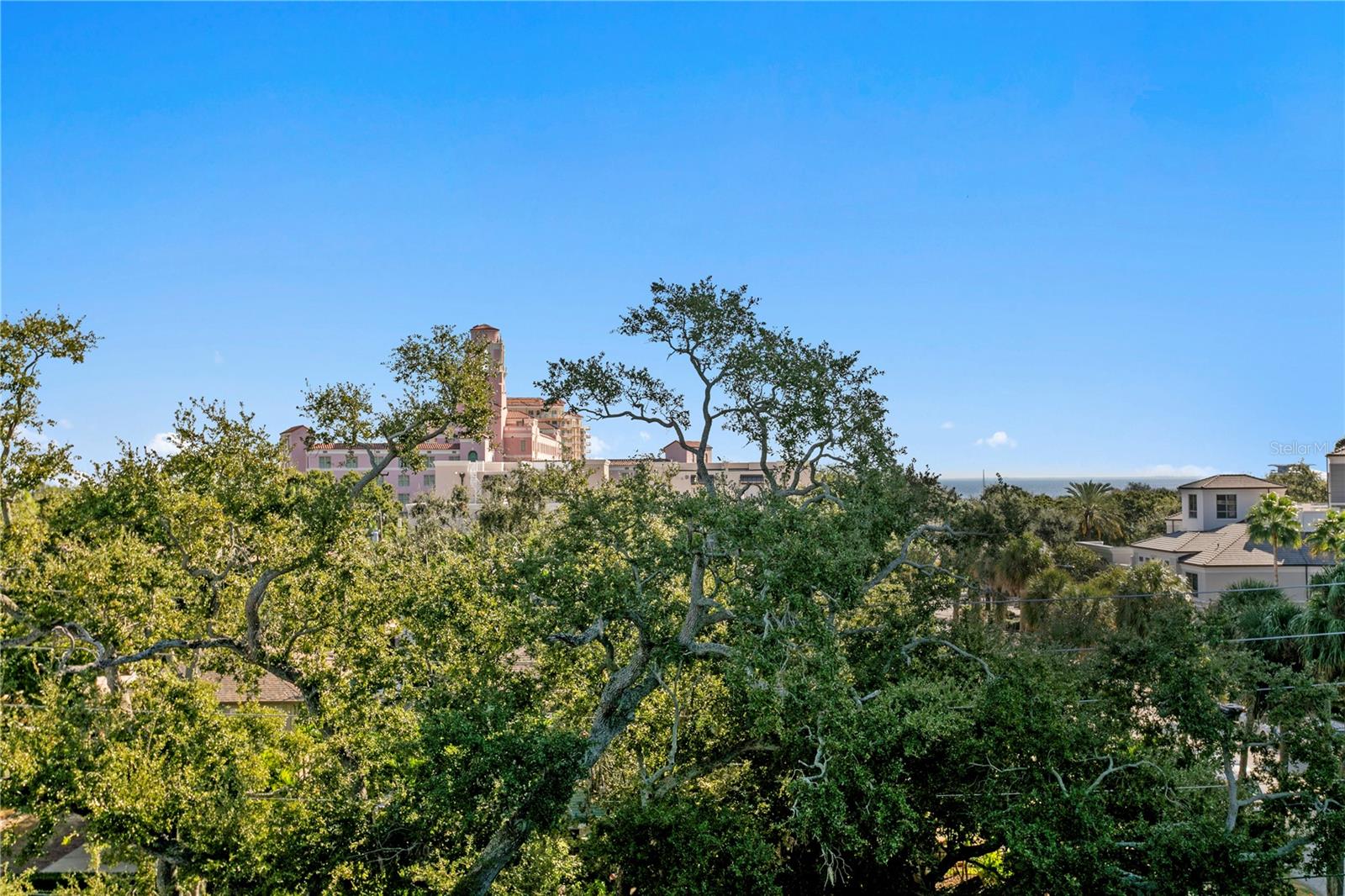 TOWNS ON FIFTH - Residential