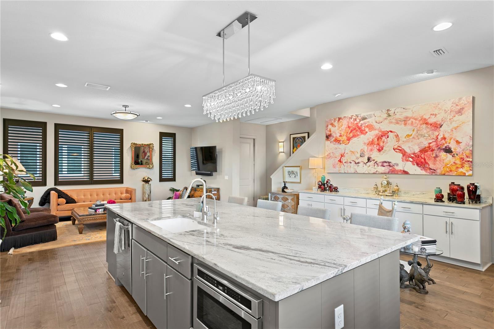 TOWNS ON FIFTH - Residential