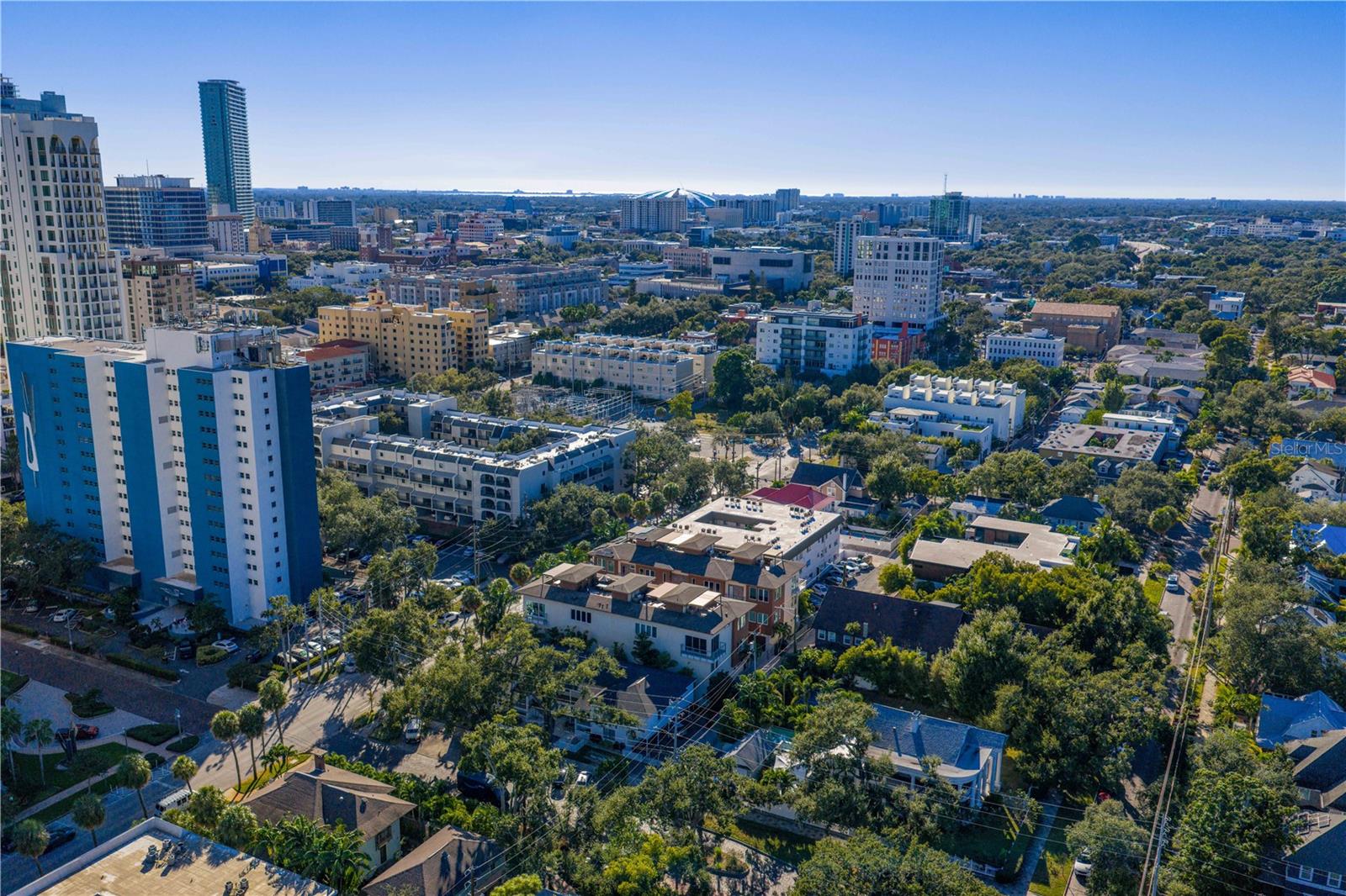 TOWNS ON FIFTH - Residential