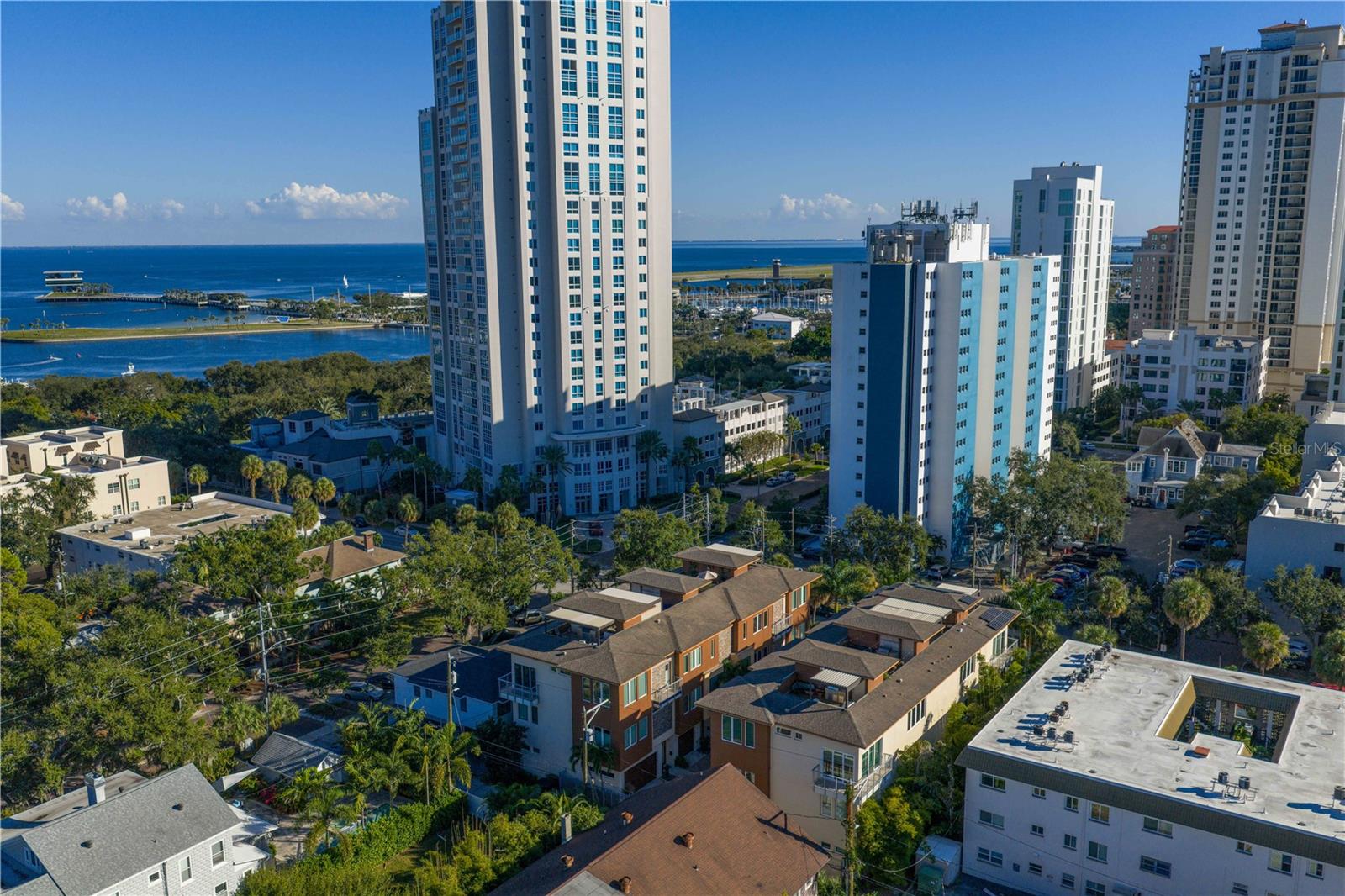 TOWNS ON FIFTH - Residential