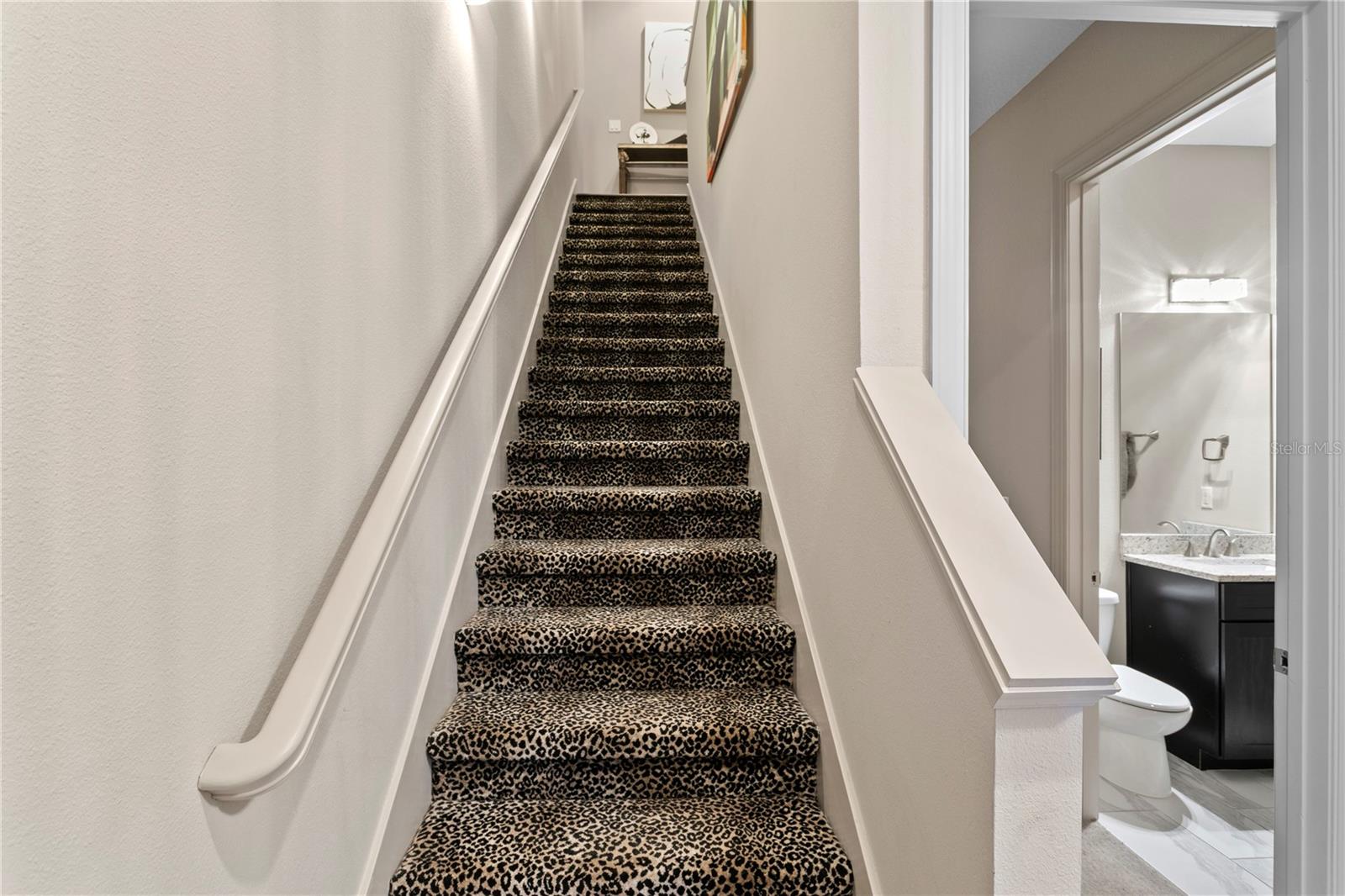 TOWNS ON FIFTH - Residential