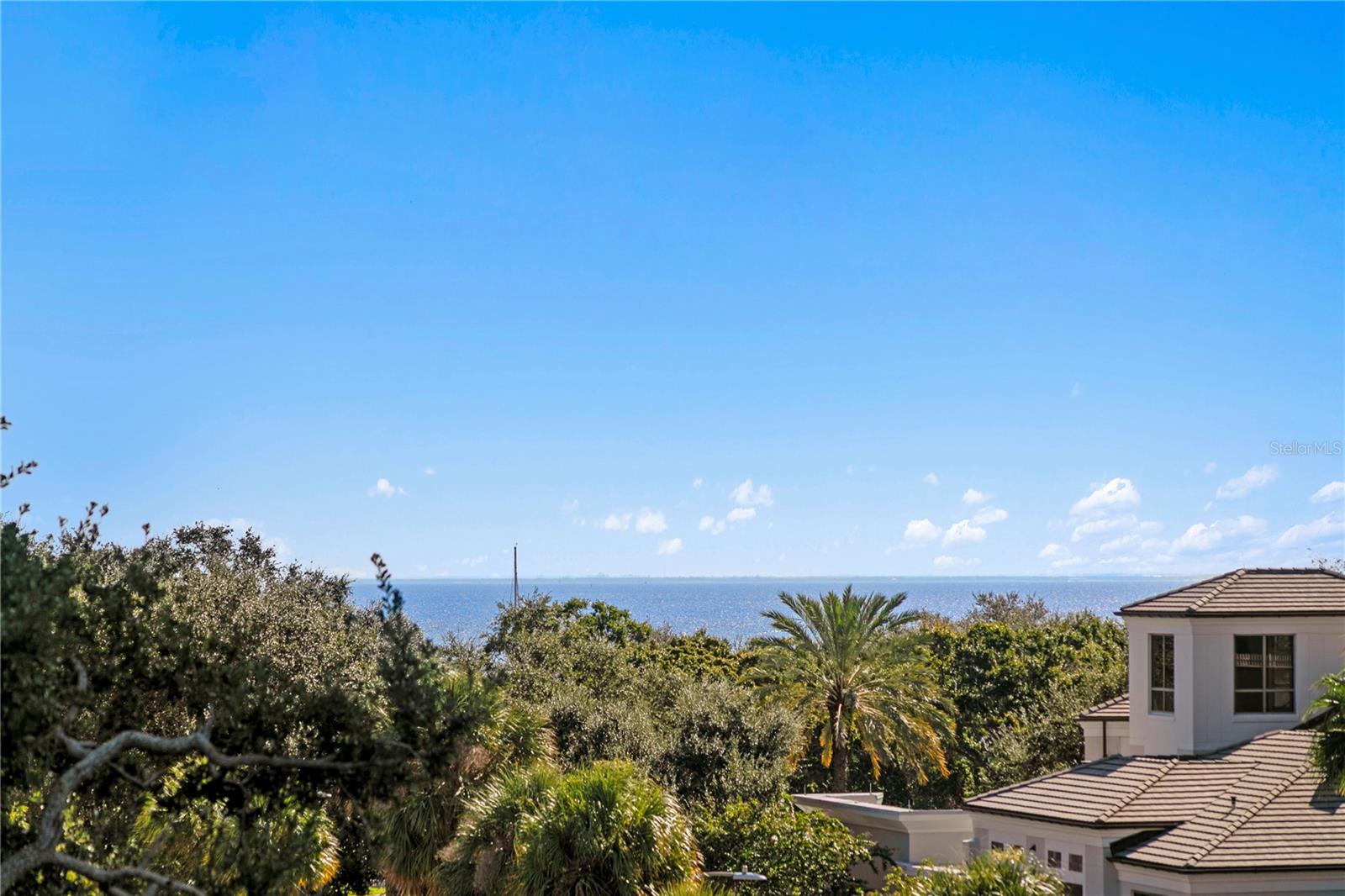 TOWNS ON FIFTH - Residential