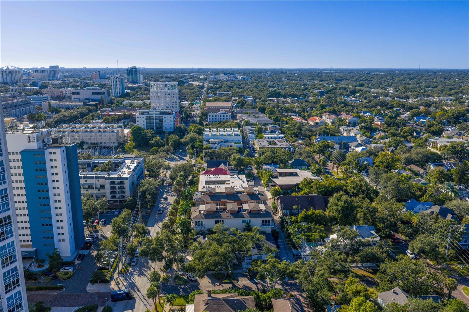 TOWNS ON FIFTH - Residential