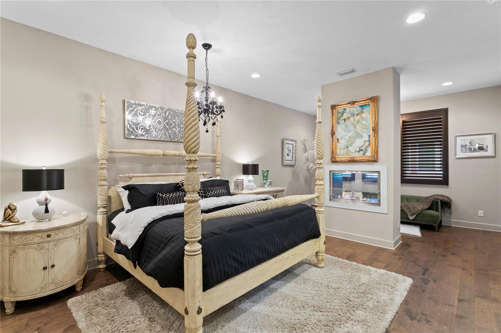 TOWNS ON FIFTH - Residential