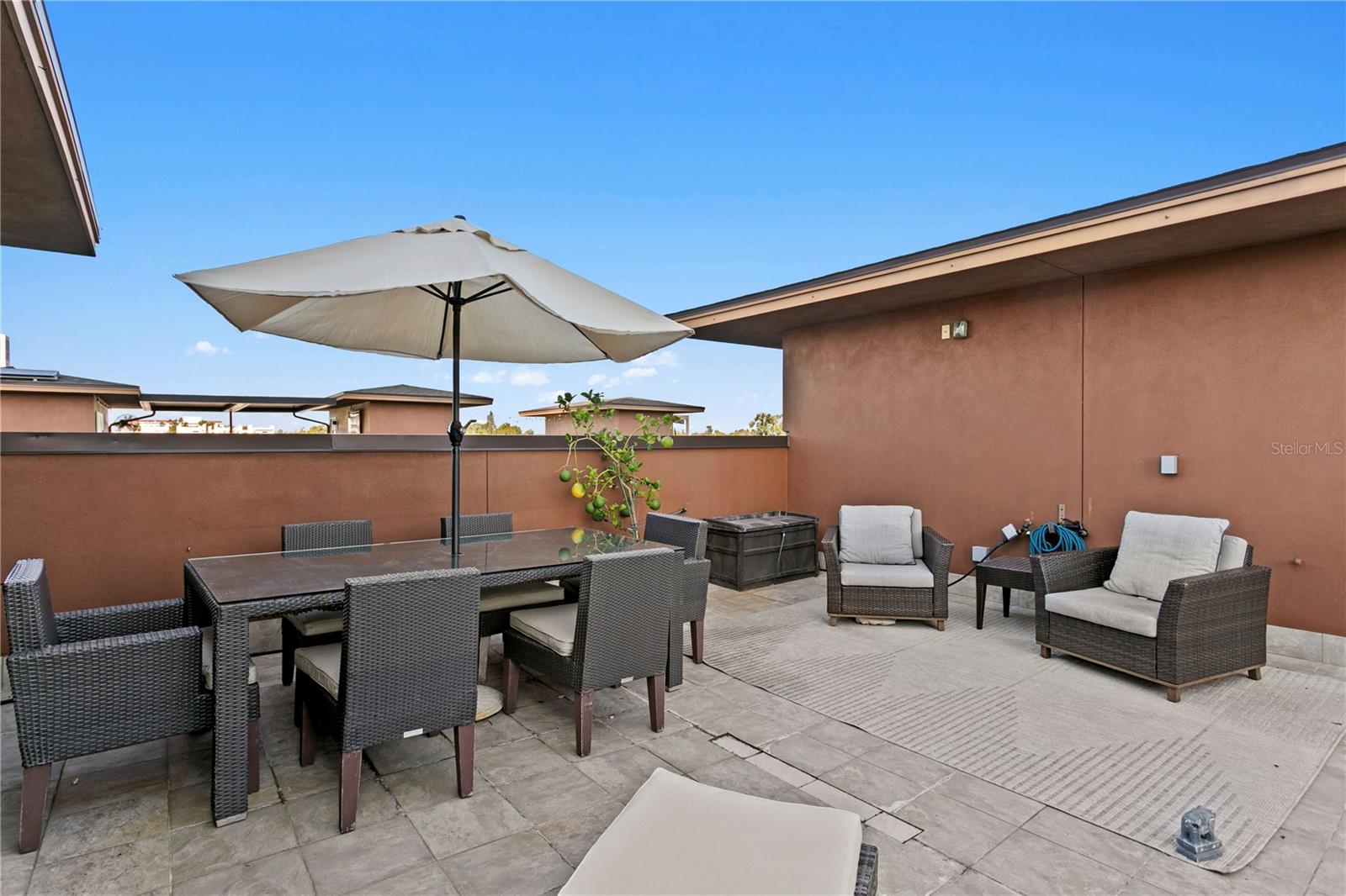 TOWNS ON FIFTH - Residential