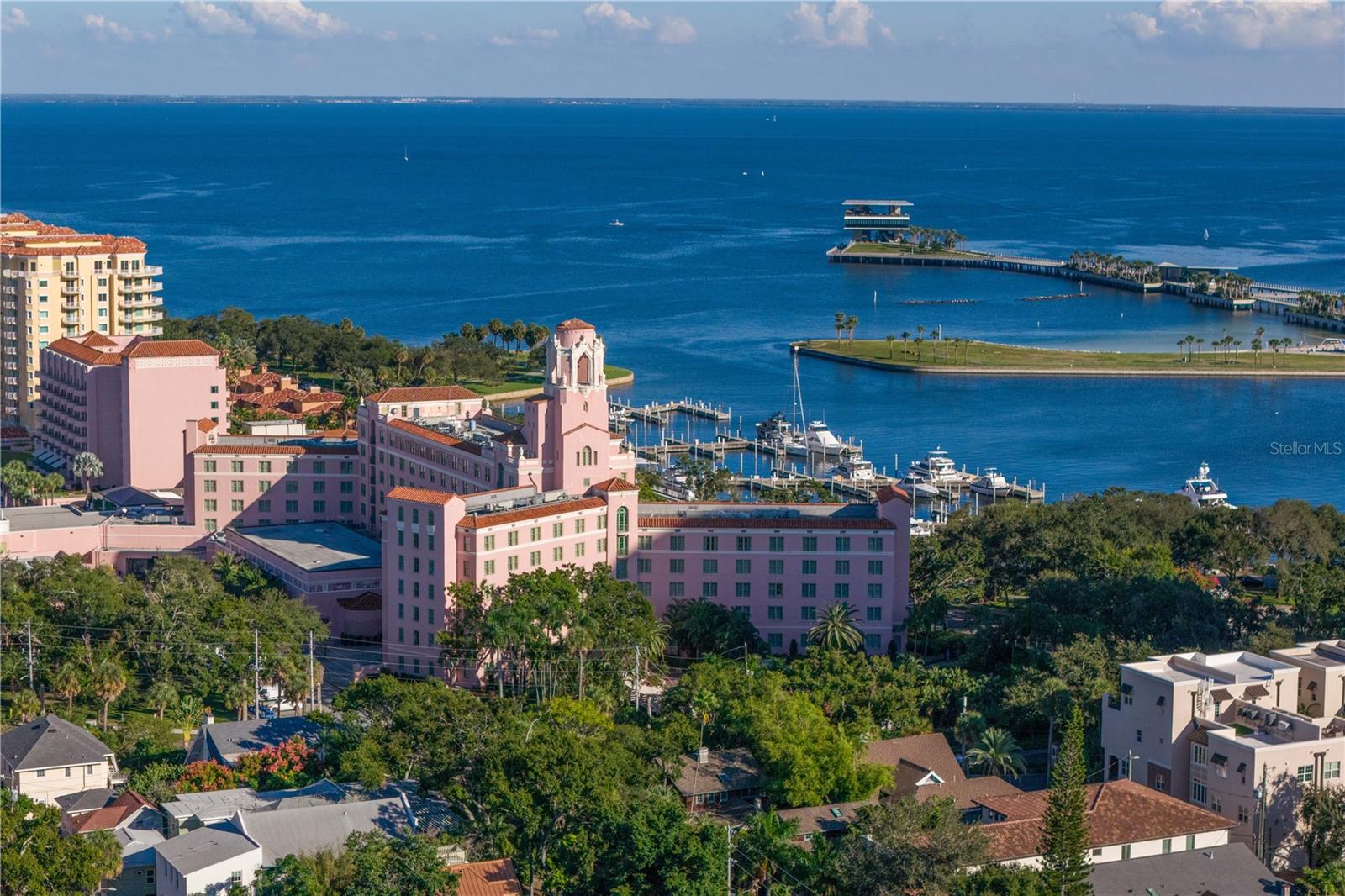 TOWNS ON FIFTH - Residential