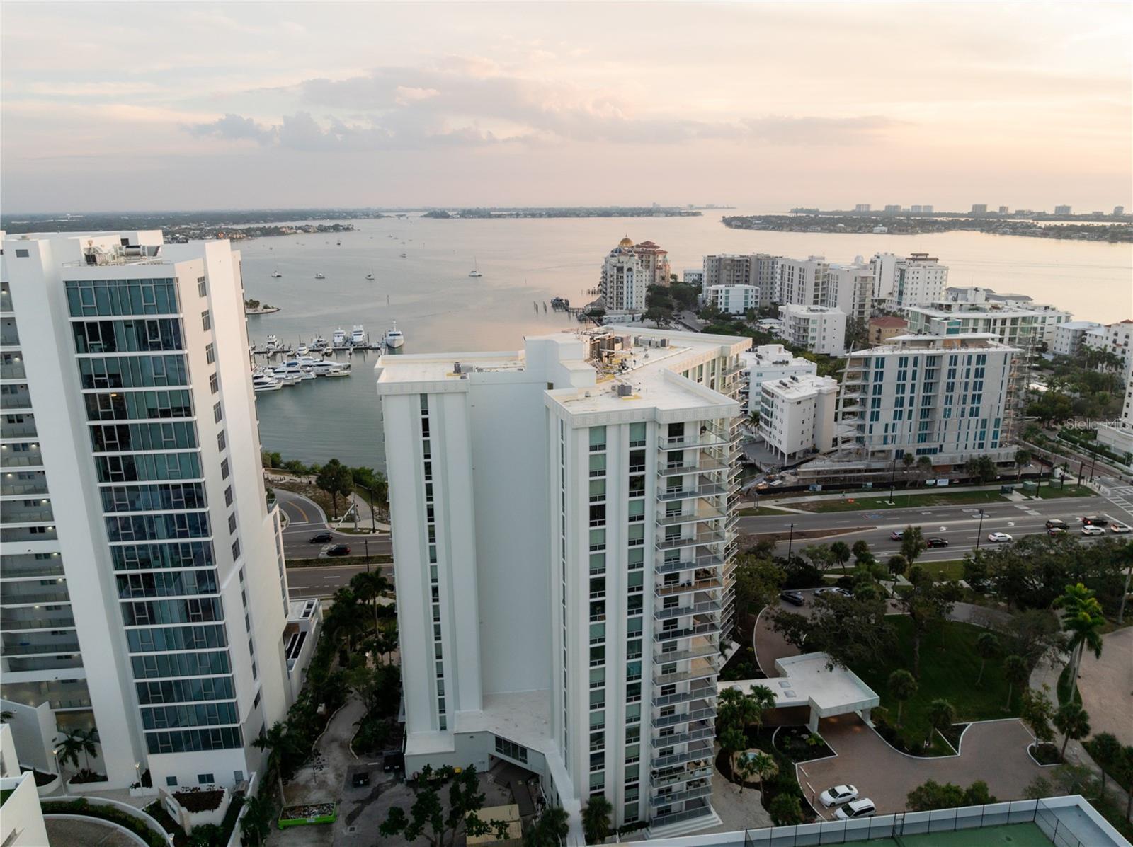 ONE WATERGATE - Residential