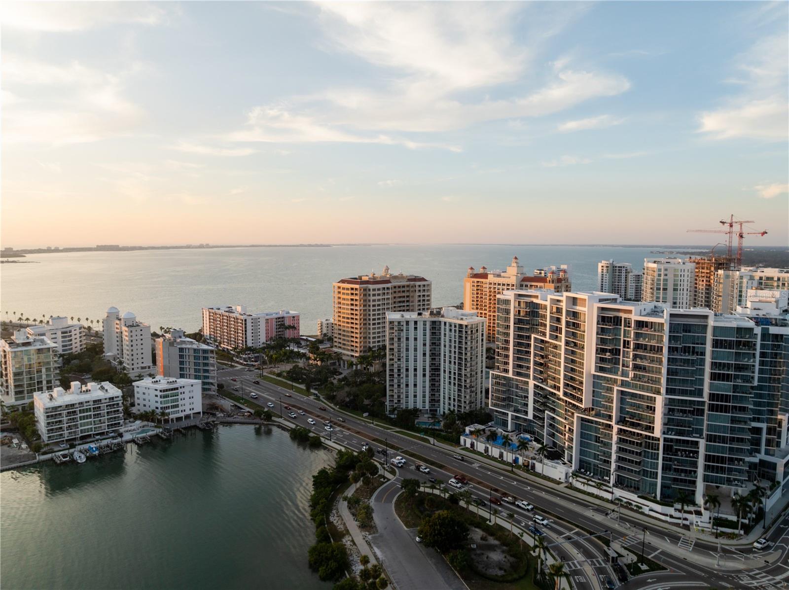 ONE WATERGATE - Residential